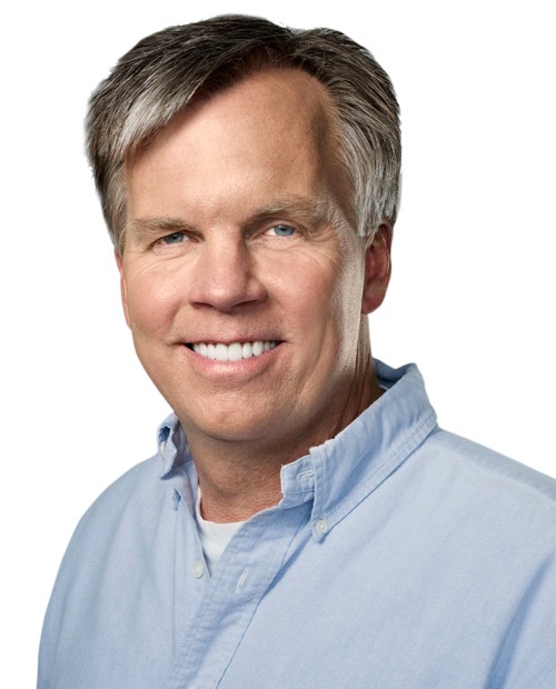 Left: Ron Johnson, former SVP of Retail and the guy who created the Apple Stores Right: your fall guy John Browett, Apple&#39;s current SVP of Retail and former ... - Ron-Johnson-headshot-medium