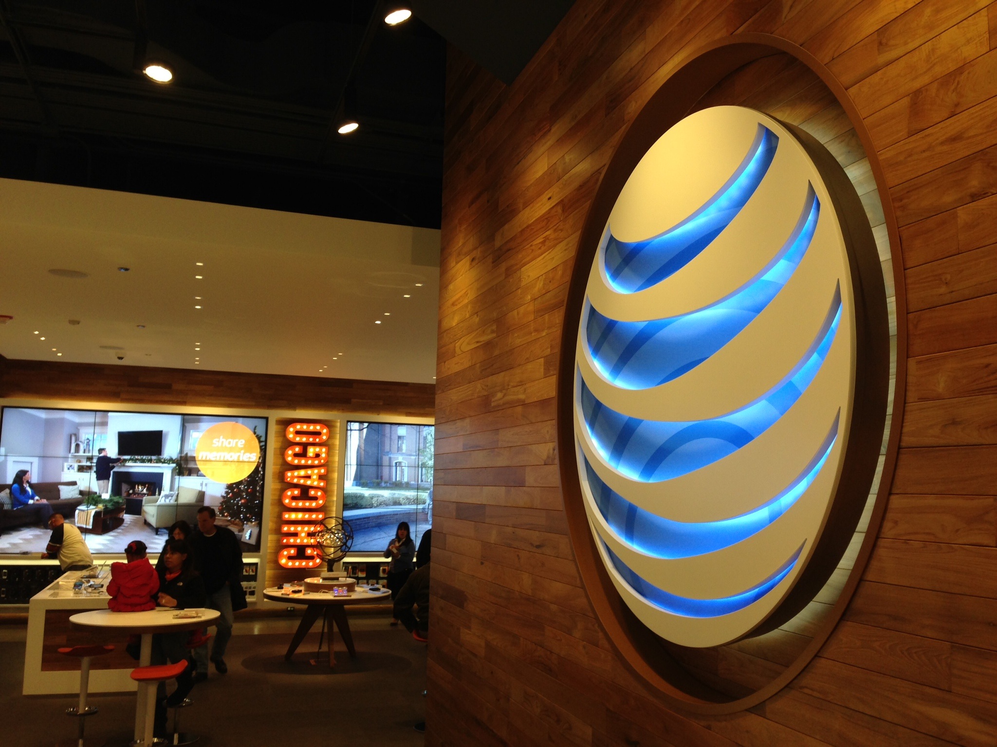 photo of Shared AT&T plans get more LTE data, unlimited international messaging for no additional cost image