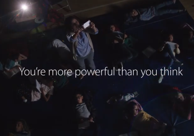 photo of Apple airs new ‘Powerful’ iPhone 5s ad image