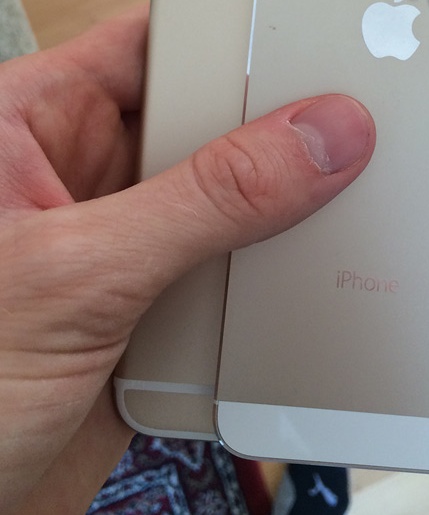 photo of Photos of alleged Home button parts for both iPhone 6 models surface image