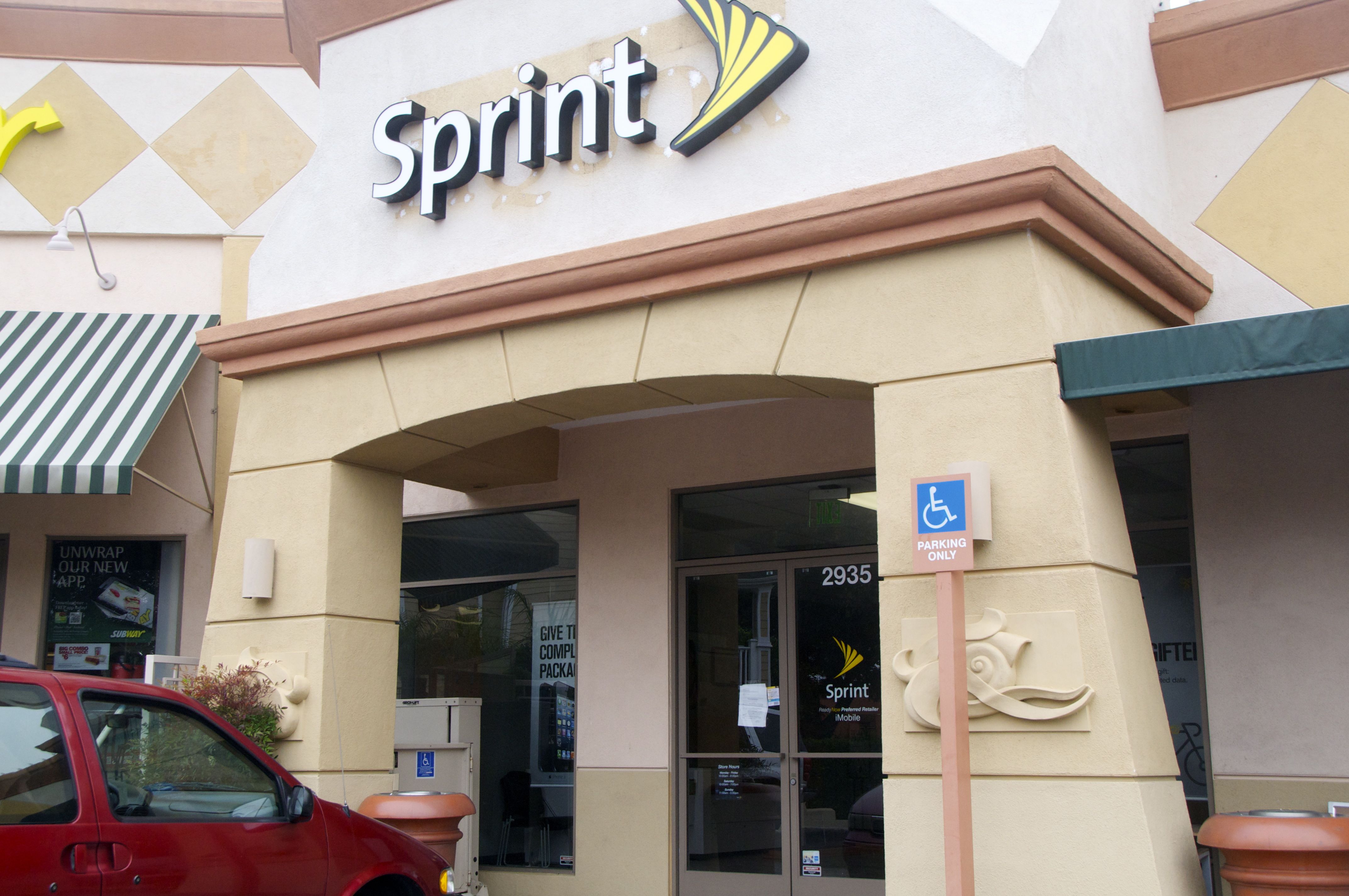 photo of Sprint debuts $60 per month unlimited plan ahead of iPhone 6 announcement image