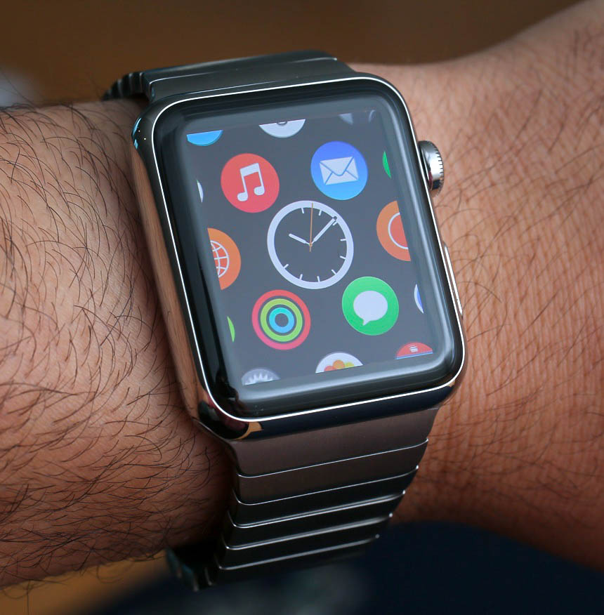 photo of Apple giving Facebook and others early access to Apple Watch image
