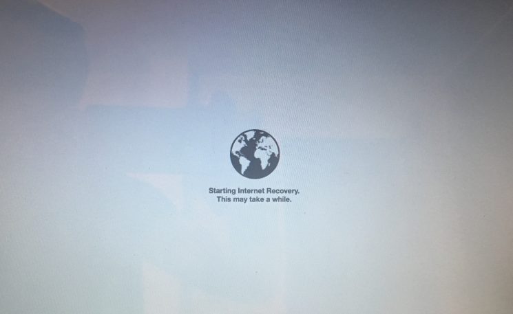 OS-X-Internet-Recovery-Mode-Mac-screenshot-001-745x457.jpg