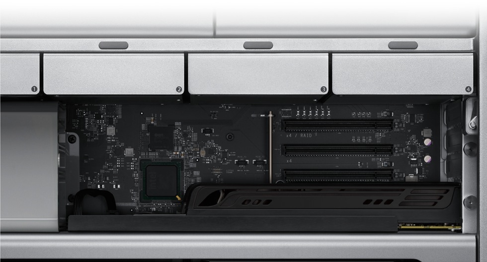 Mac Pro (interior 001)