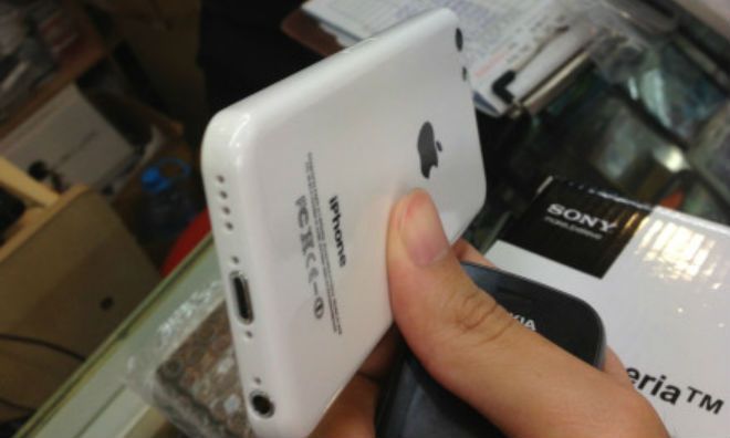 Budget iPhone (FCC markings)