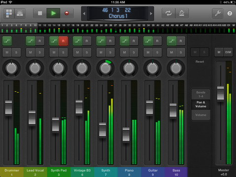 Logic Remote for iOS (iPad screenshot 004)