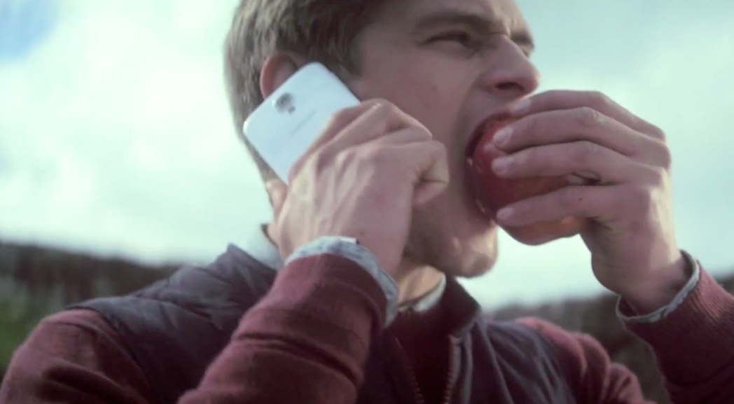 Samsung Galaxy S4 ad (Iceland 002)