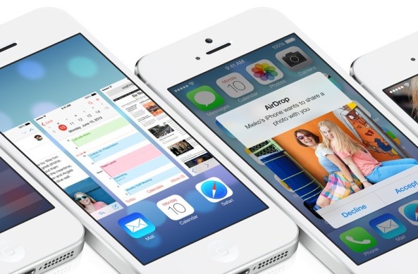 iOS 7 (multiple iPhones, flat 002)