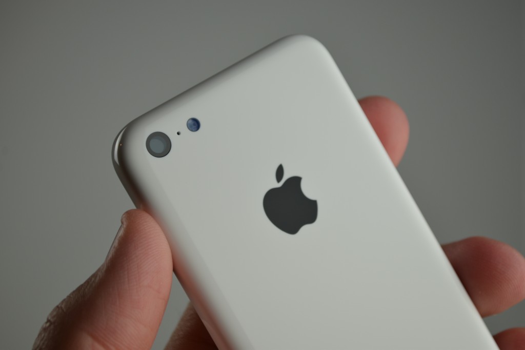 iPhone 5C (blanc, Sonny Dickson 001)