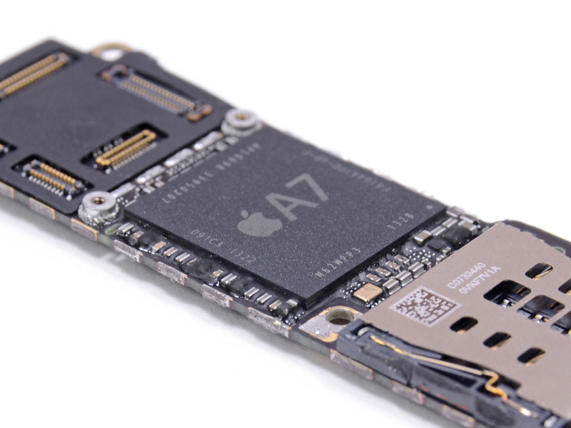 iPhone 5s motherboard (A7 chip, iFixIt 001)