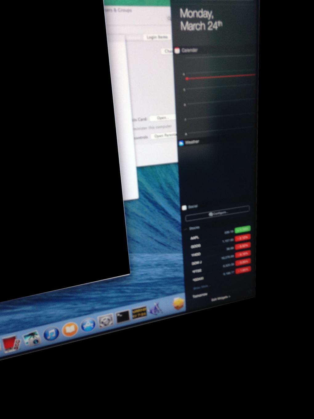 OS X 10.10 UI leak (Notification Center 001)