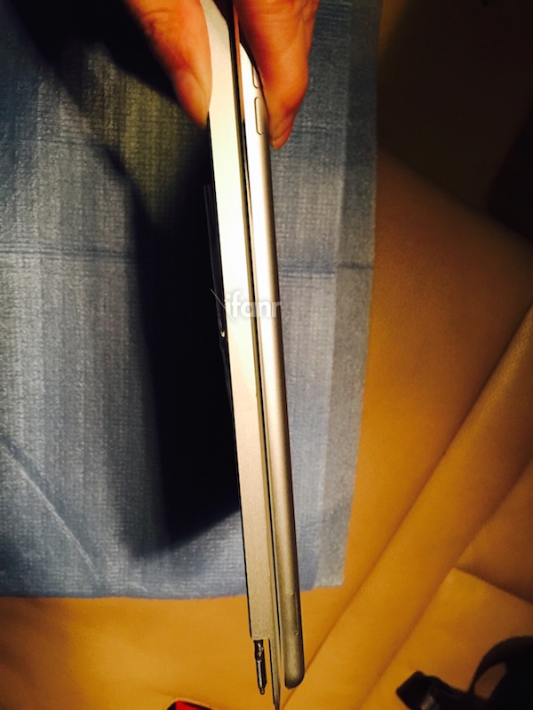 Twelve inch MacBook Air Display leak iFanr 005