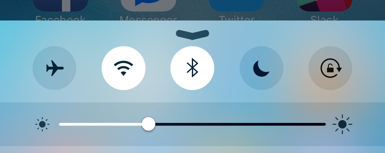 Wi-Fi activated in Control Center in iOS