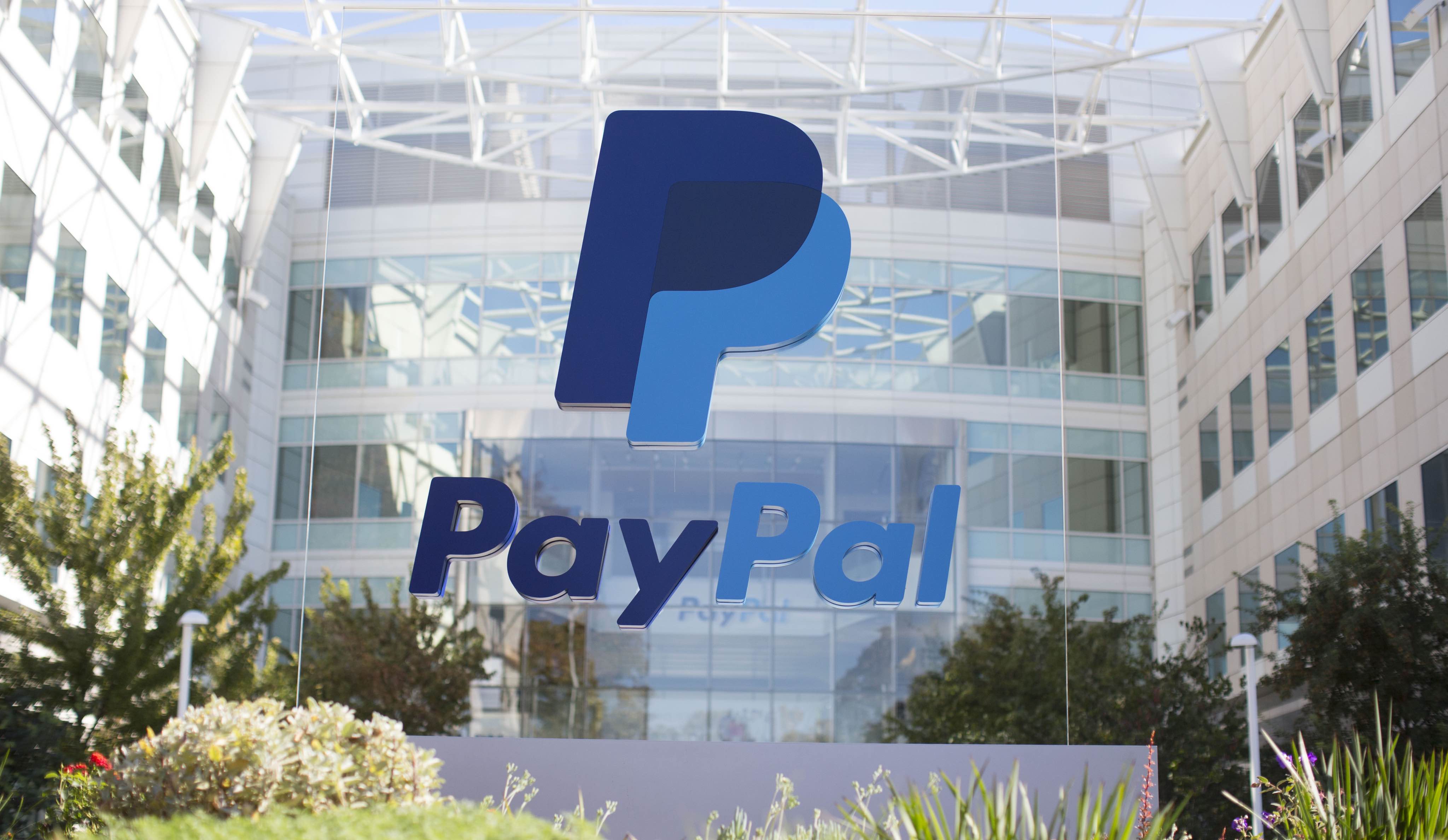 PayPal headquarters exterior 002