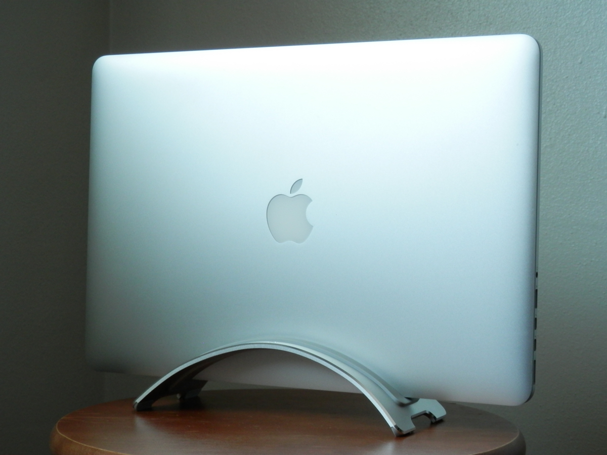 Twelvesouth-BookArc-Retina-MacBook-Pro-Stand