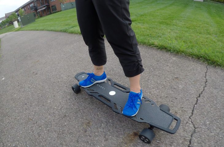 Enumerate omgive handle Review: the Serpent series electric skateboard is tons of fun