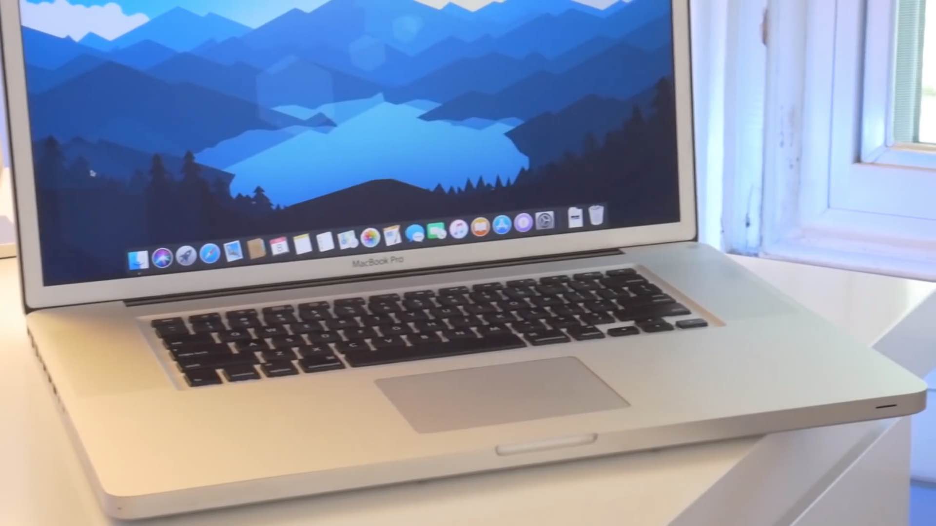 2019 MacBook Pro: 16.5-inch display & new design, 13-incher to