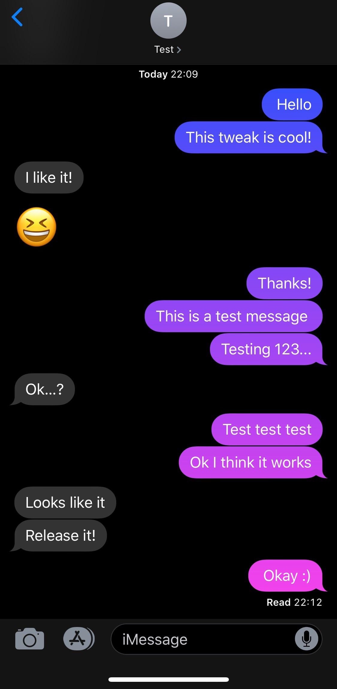 MessageColors lets you add color gradients to the Messages app