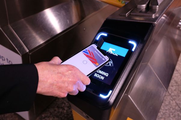 Apple Pay being used at MTA subway in NYC