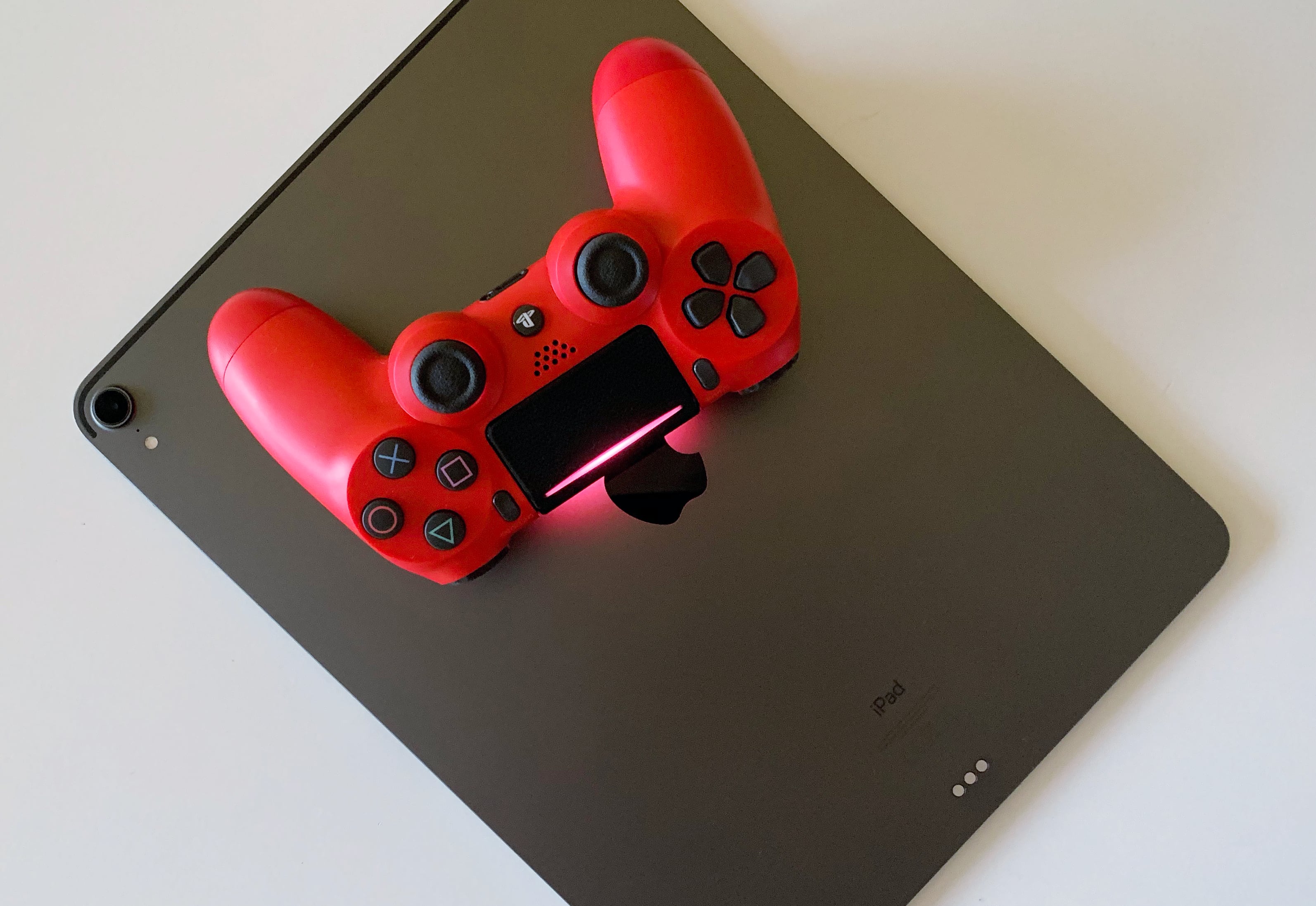 Pair PlayStation controller iPad