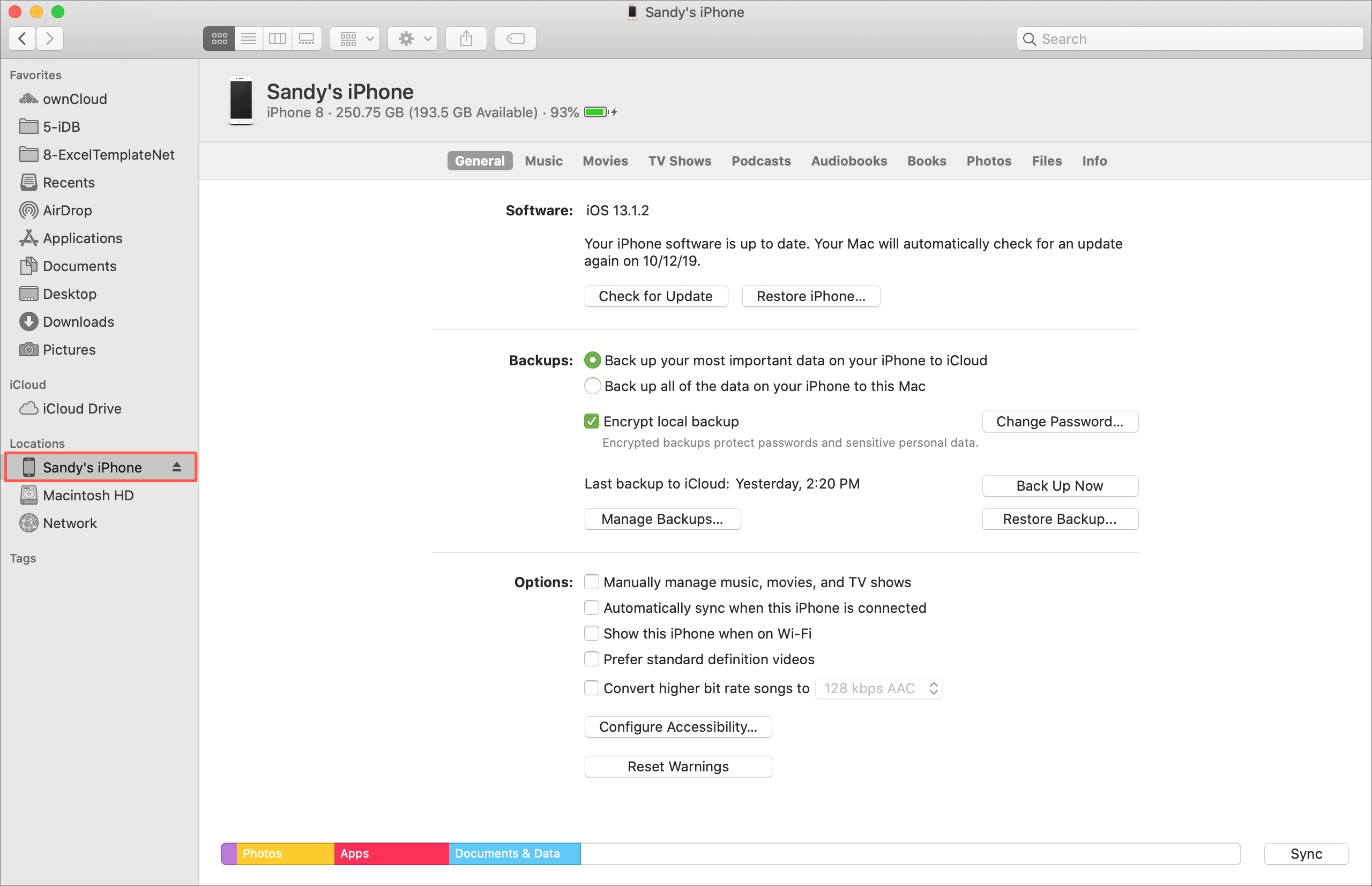 Manage iPhone in Finder Mac