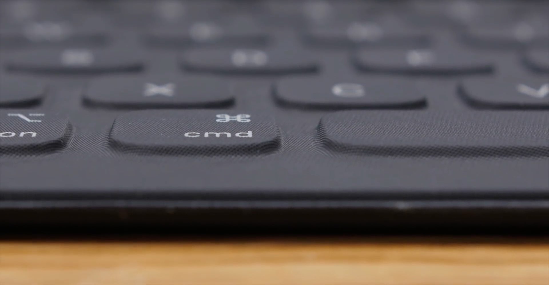 iPad keyboard modifier keys