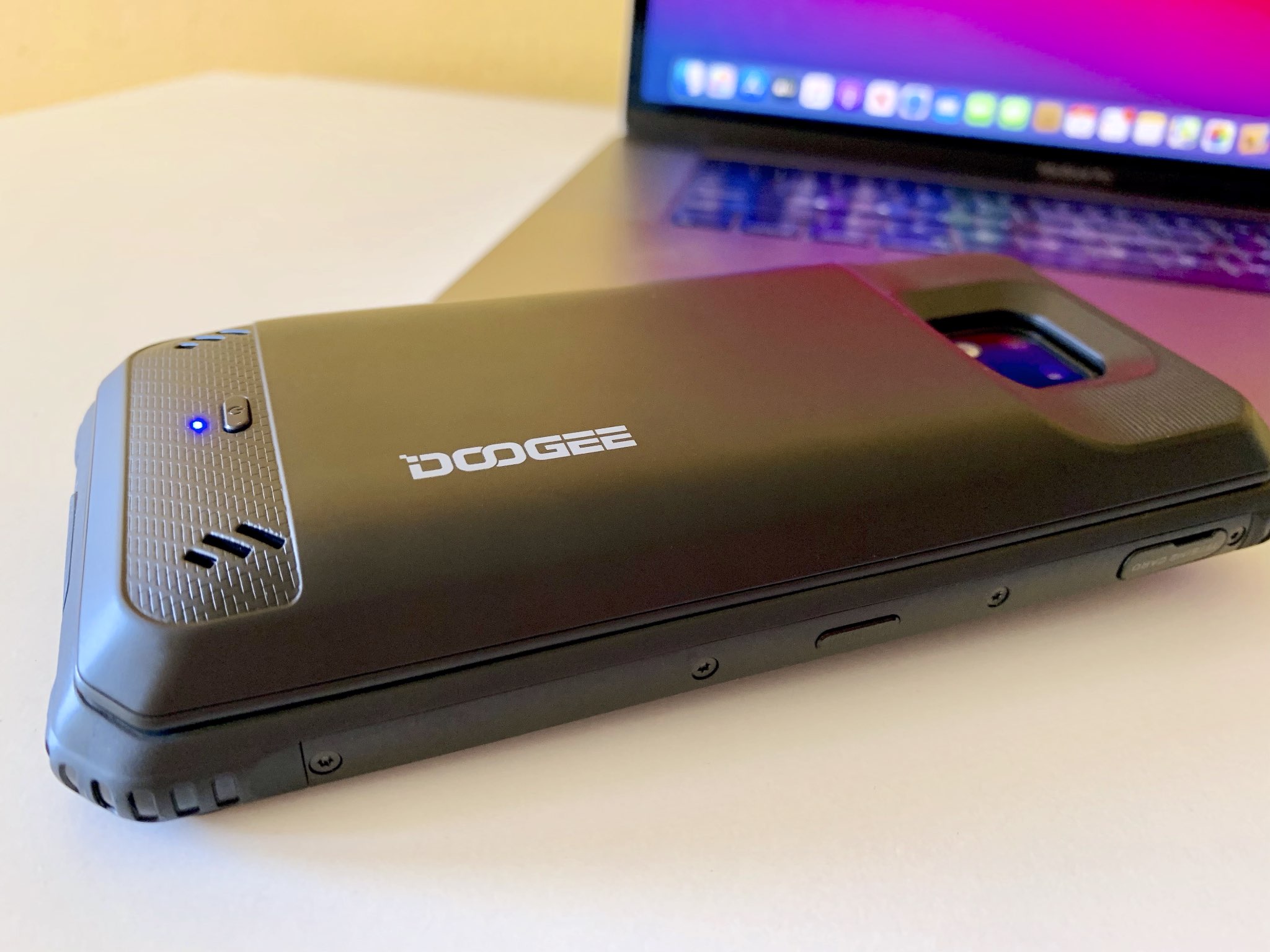 Doogee S95 Pro review: an inexpensive, modular, heavily rugged handset Does The Predator 3500 Charge Its Own Battery