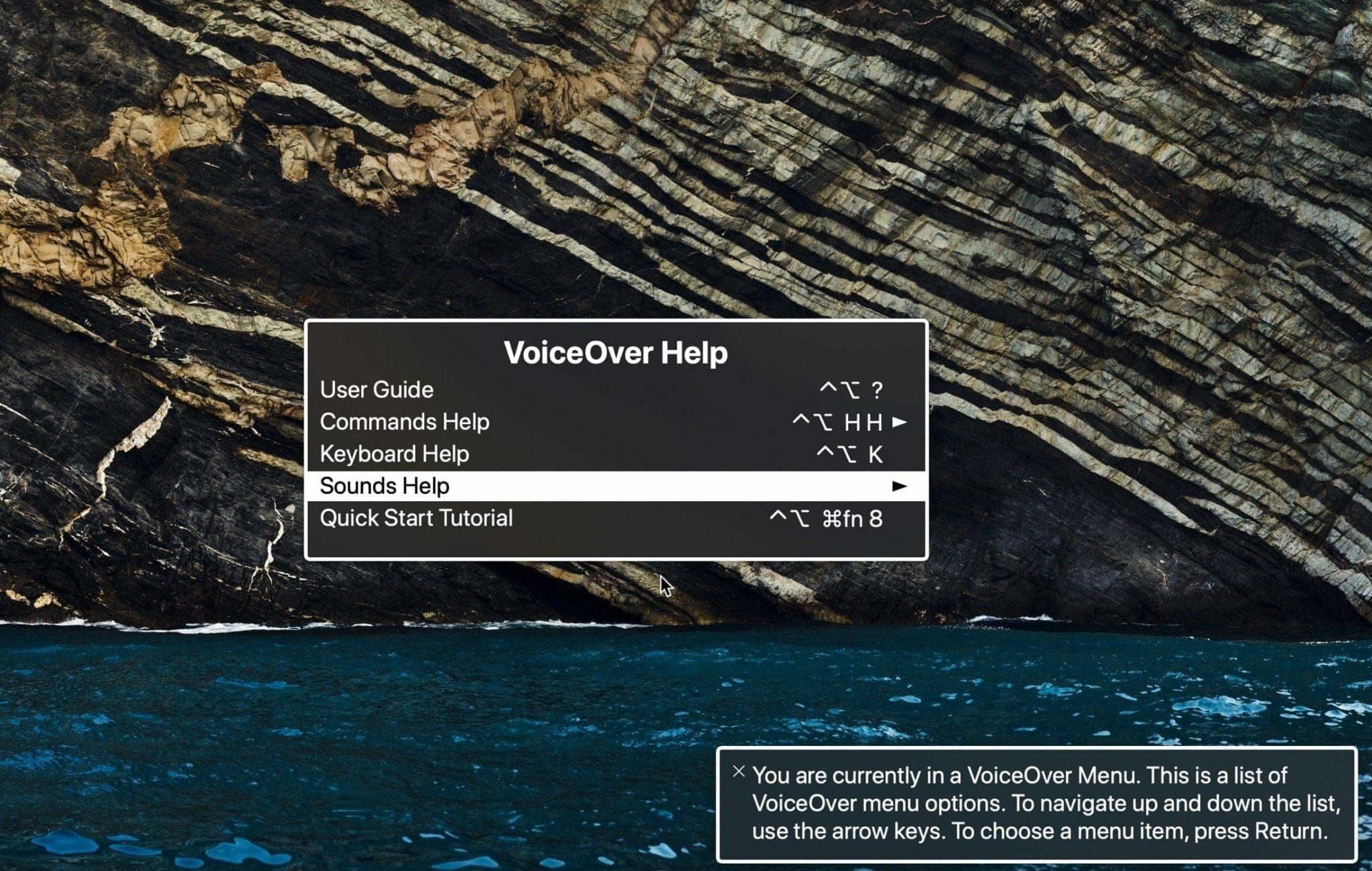 How to use the VoiceOver Help and Commands menus on Mac