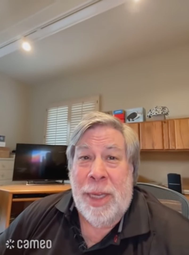 A still from a Cameo video featuring Steve Wozniak speaking on right to repair