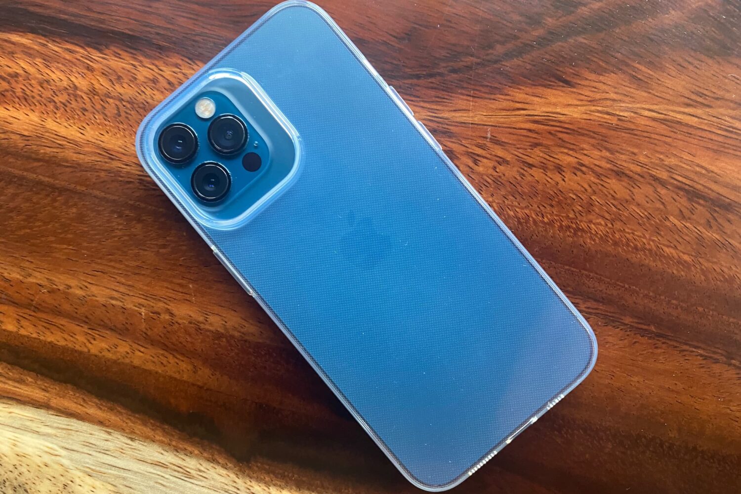 An image showing a massive rear camera bump cutout on a minimalist iPhone 13 case from Totallee