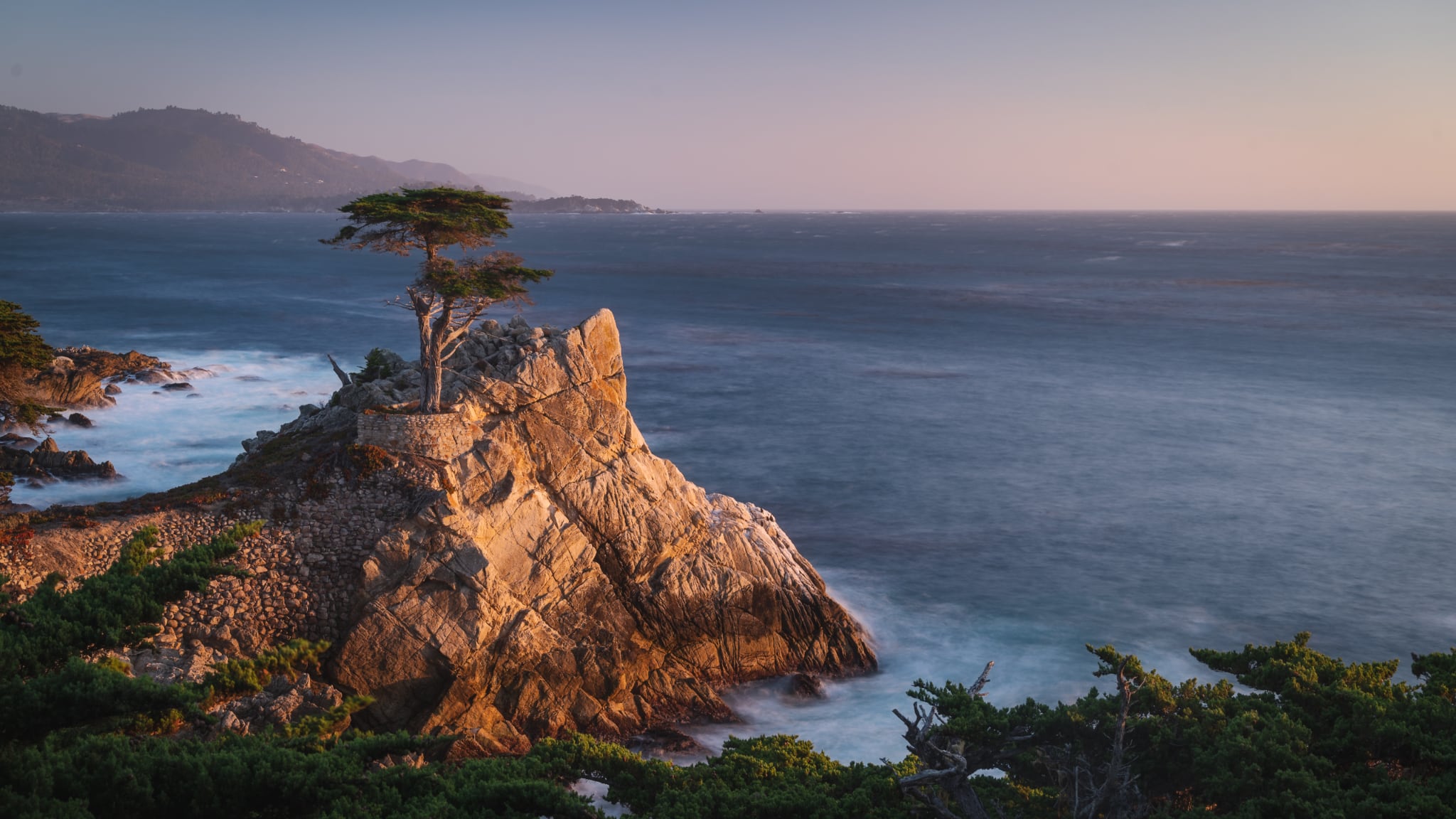A preview image showing the missing macOS Monterey landscape wallpaper created by Andrew Levitt, Jacob Phillips and Taylor Gray