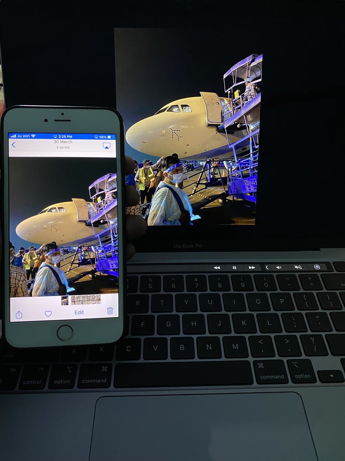 AirPlay from my iPhone 6S+ to MacBook running macOS Monterey