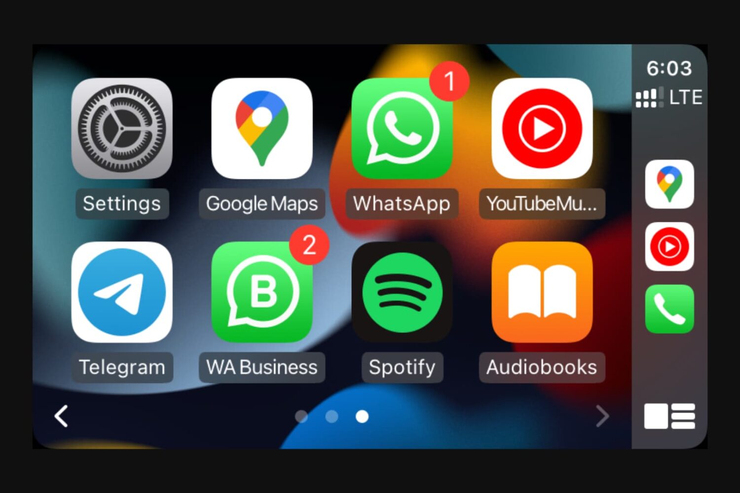 CarPlay screen with third-party apps