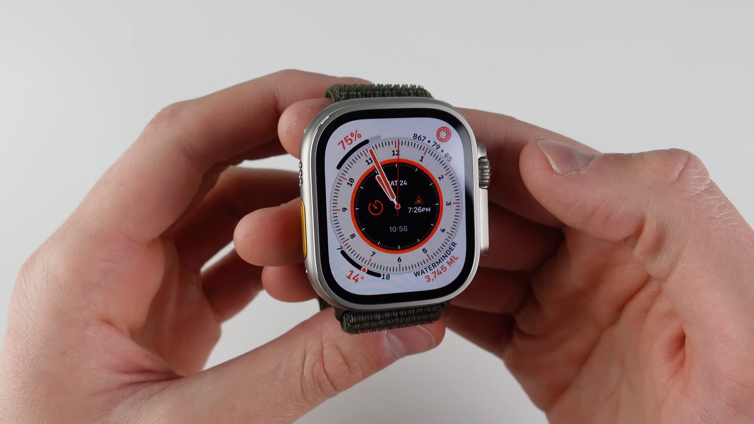 Apple rumored to redesign core apps in watchOS 10 for larger watch displays