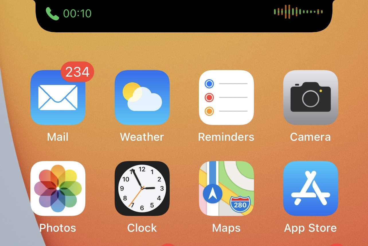 The Dynamic Peninsula jailbreak tweak and the in-call waveform integrated with the notch.