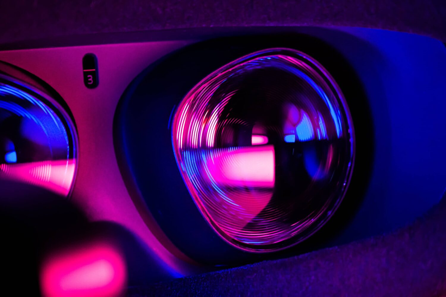 Closeup of a generic augmented reality headset showcasing lens