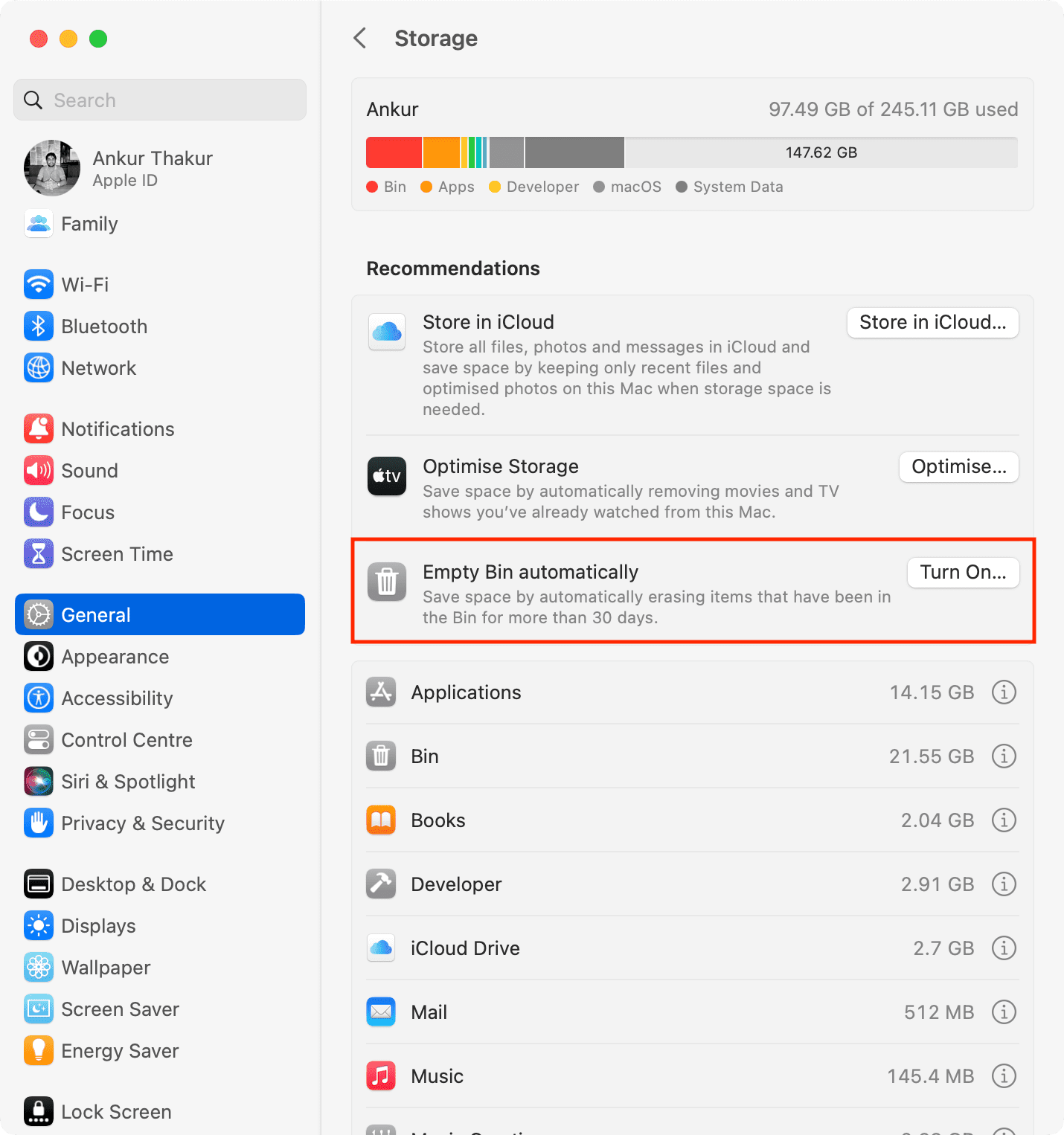 Turn on a setting to empty Bin automatically on Mac