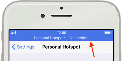 Blue Personal Hotspot banner on iPhone without Face ID
