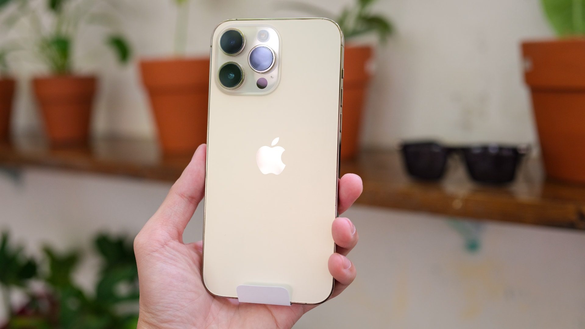 Rumor: iPhone 15 Pro‌ telephoto and ultra wide cameras to go beyond 12 megapixels