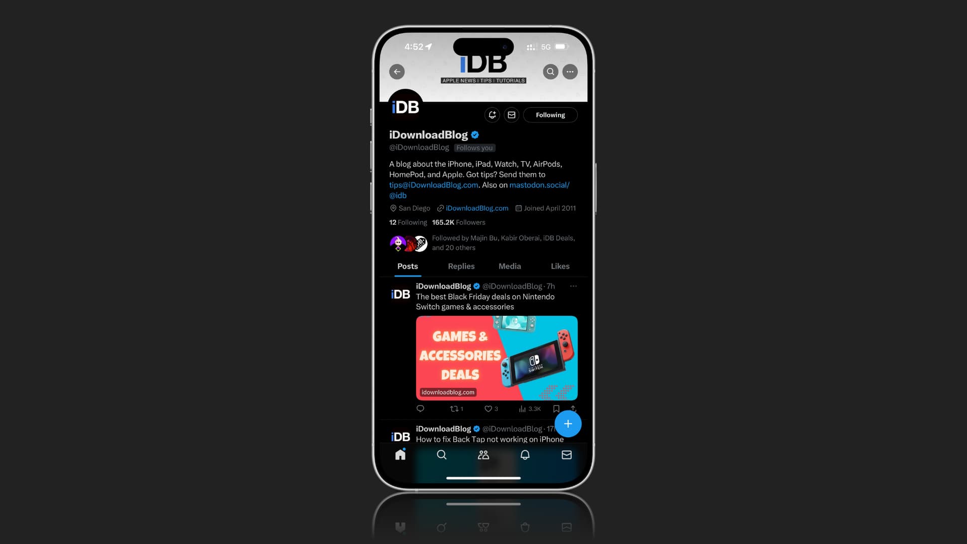 Twitter in Dark Mode on iPhone